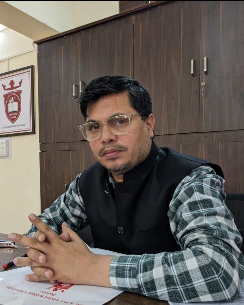 Dr. Mohit Chatuvedi